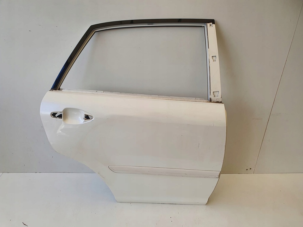 фото №1, Lexus rx дверь правое задняя оригинал