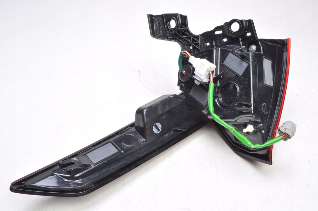 фото №7, Nissan qashqai j12 лампа правая задняя правый задняя 22r 220-8d03f