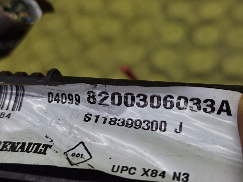 Renault megane 2 модуль upc 8200306033a Недорого