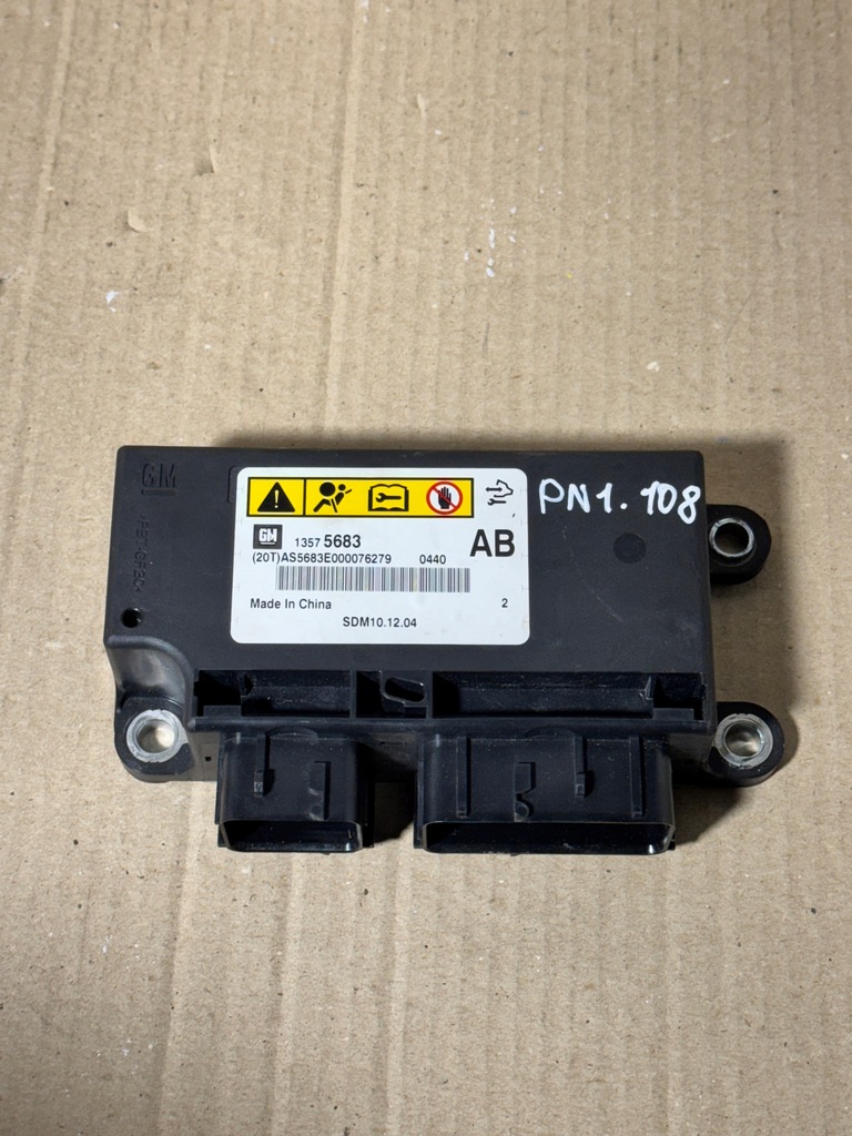 фото №1, Датчик модуль подушка безпеки opel astra j iv 13575683