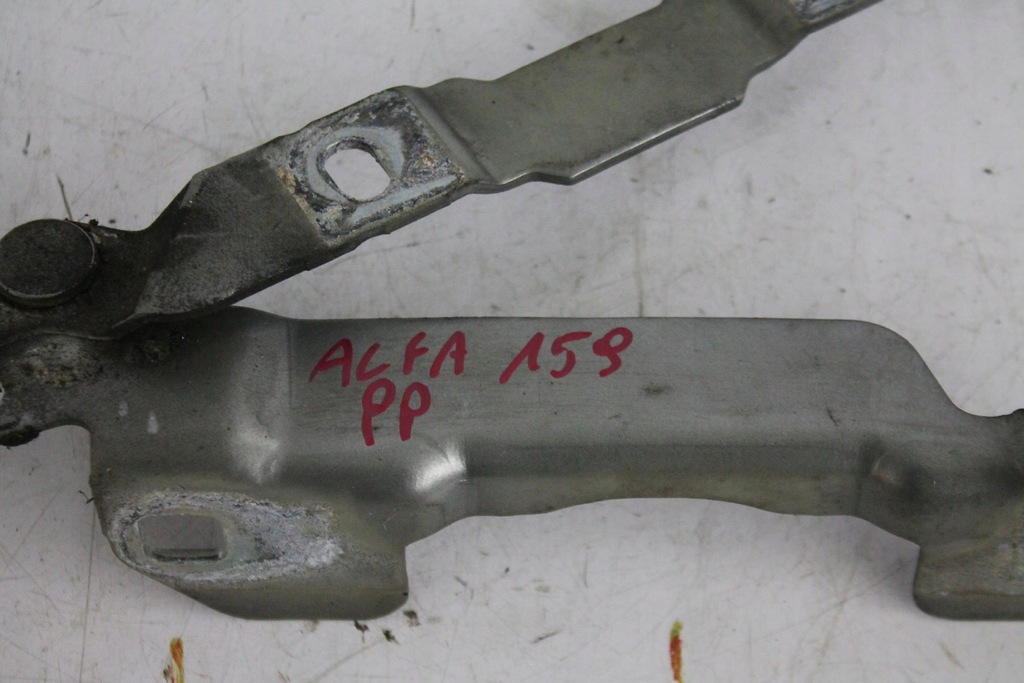 фото №4, Петли капот комплект alfa romeo 159 kol. 651