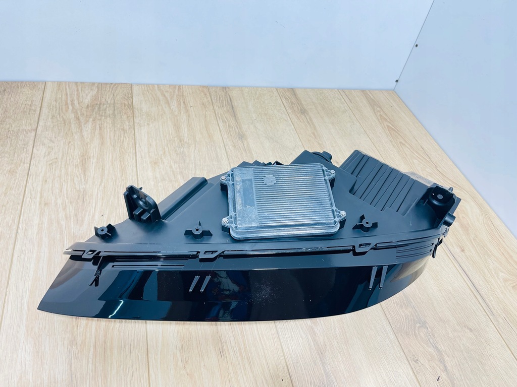 фото №13, Лампа права ліва full led tesla model x модулі блоки повний