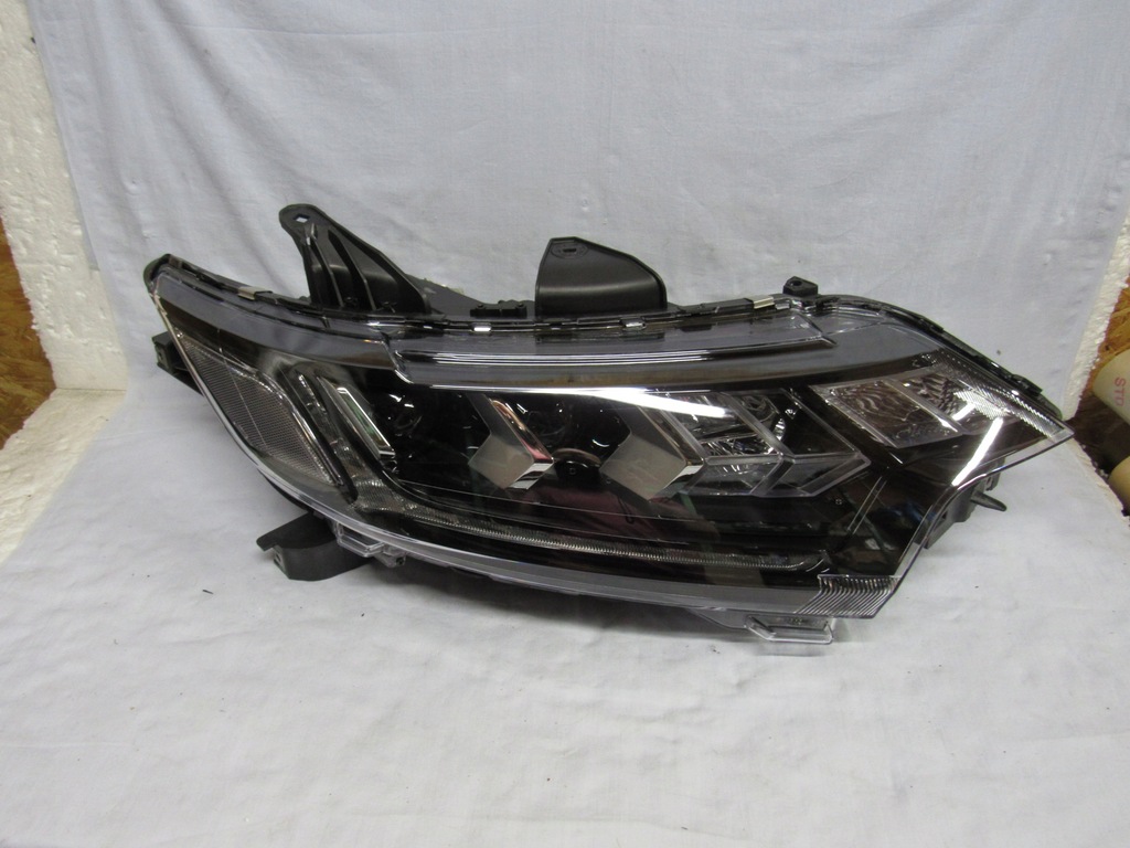 фото №1, Правая mitsubishi outlander phev full led идеальное состояние euro