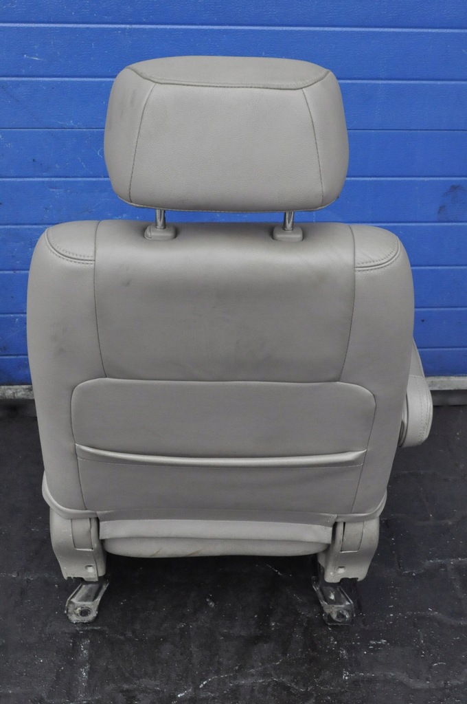 фото №14, Toyota tundra i 2006 сиденья заднее сиденье кожа