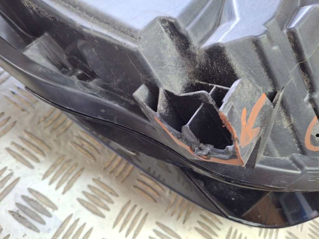 Фара передняя левая led tesla 3 рестайлинг  2021r- в Украине