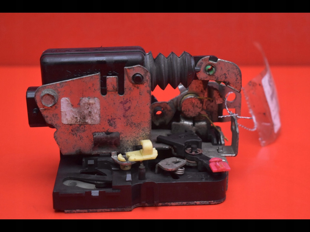 фото №7, Замок дверь левый перед передний eu 8200028452 dacia logan 1 i kombi 07-12