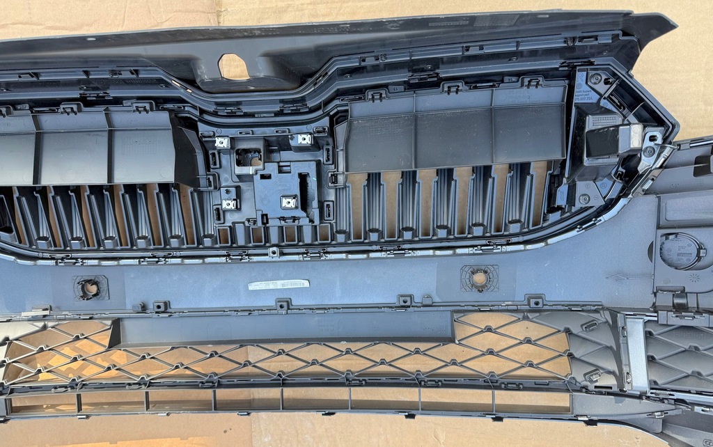 фото №8, Skoda superb iv 4 3p0 3p бампер перед передний kompletny новый model pdc 23-