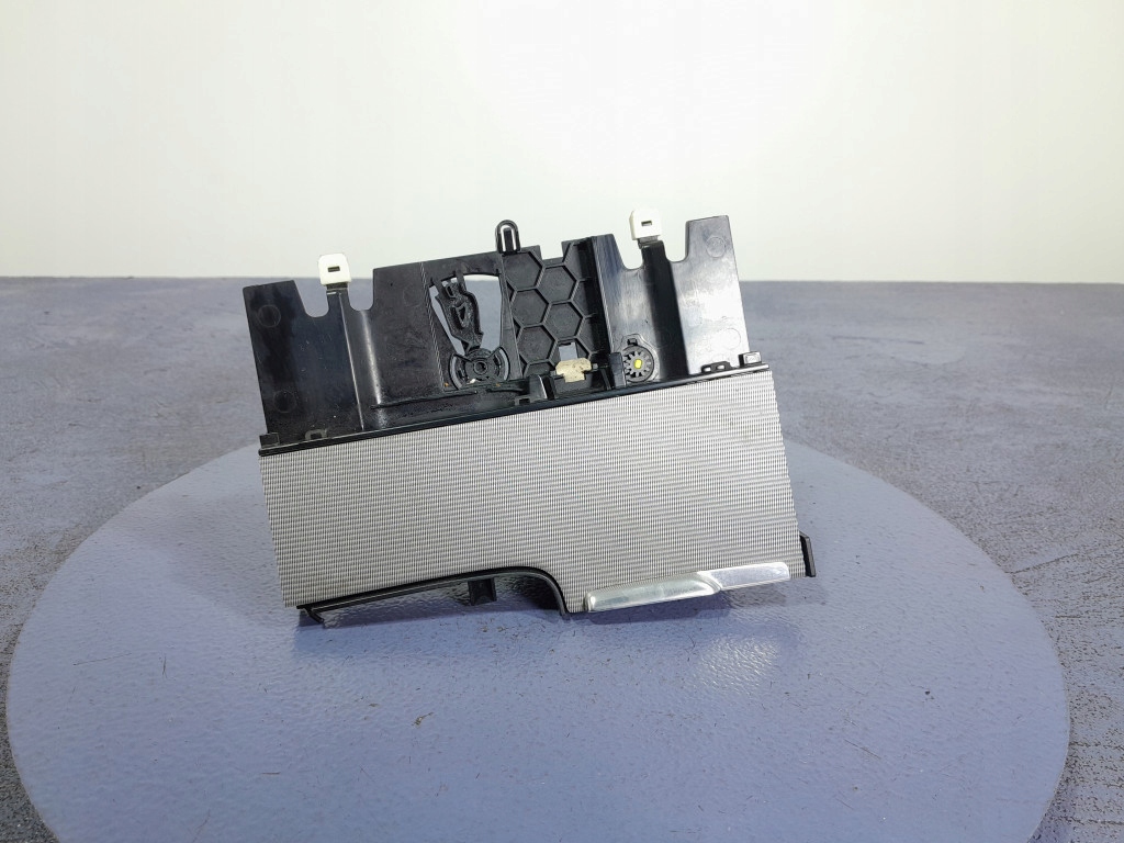 фото №1, Volvo xc60 ii пепельница бардачок r-designe 31694582