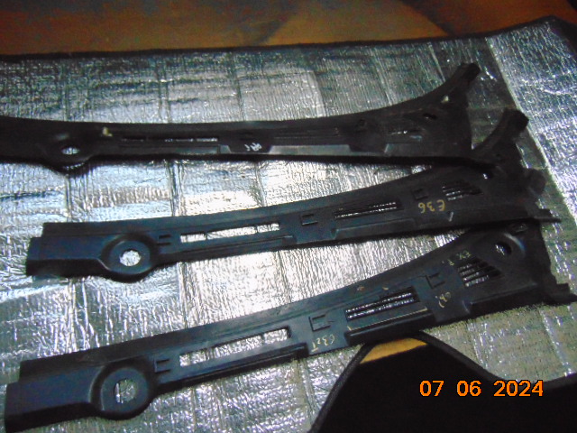 Bmw 3 e36 жабо накладка стекло сторона правый  8122266 cała резинка gb Недорого