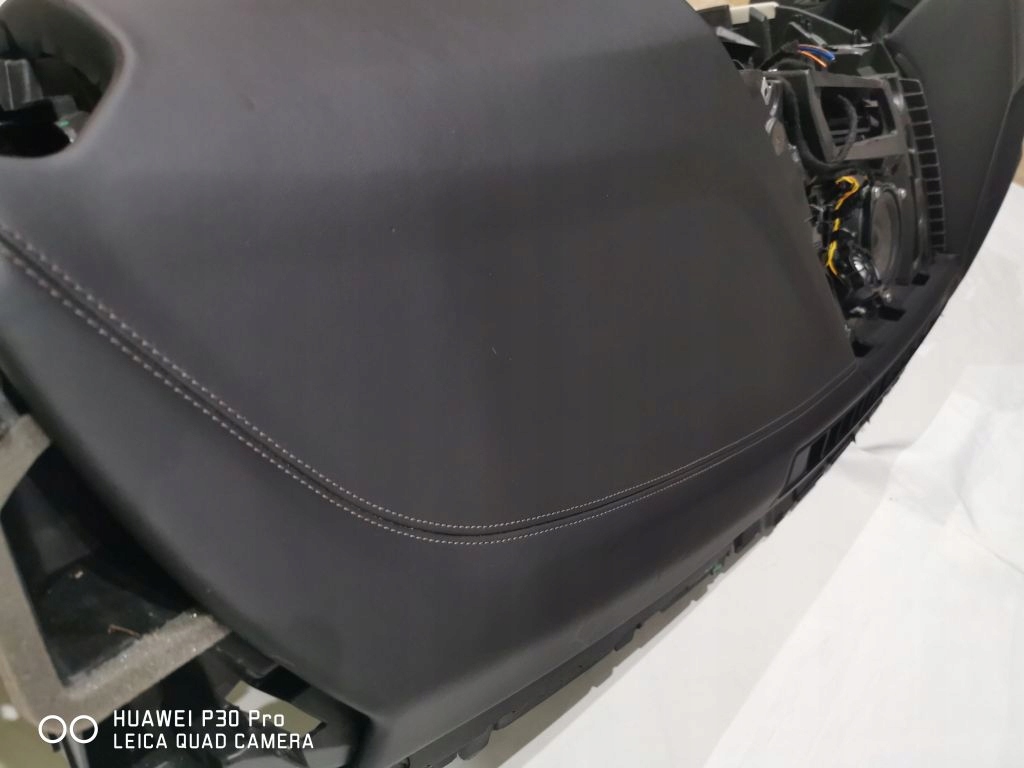 фото №6, Bmw 8 g14 g15 g16 панель приладів приладова консоль + 2 подушка безпеки dół бежевий