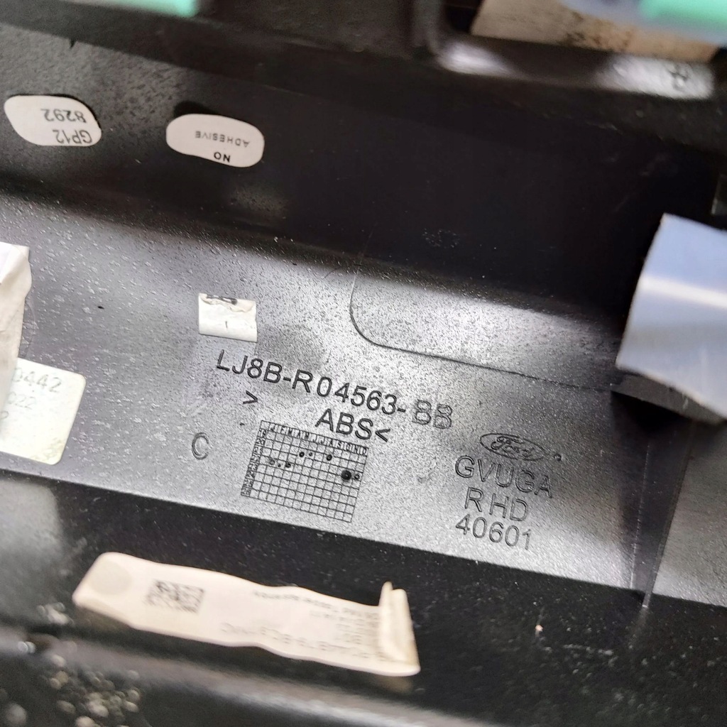 фото №6, Ford mustang mach-e 2023 рамка бардачка панели приборной панели