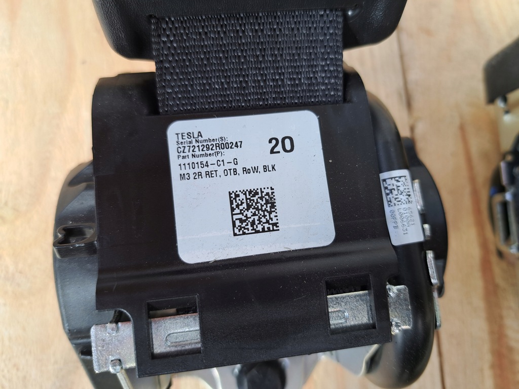 фото №3, Pas безпеки лівий правий задня tesla 3 lift