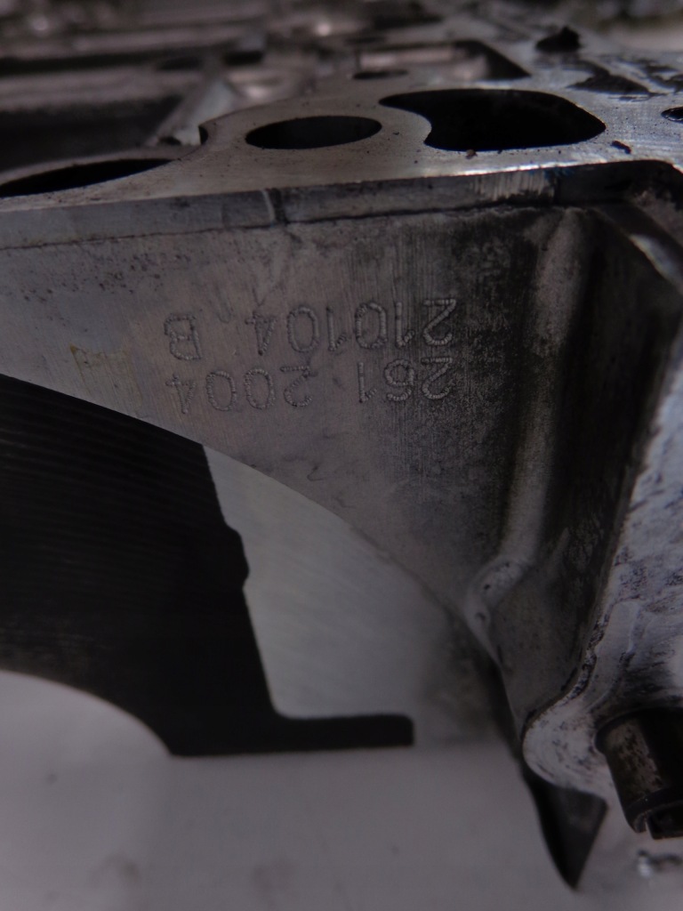 фото №7, Citroen xsara picasso 1.6 hdi основа підпора вала блок картер 210104b