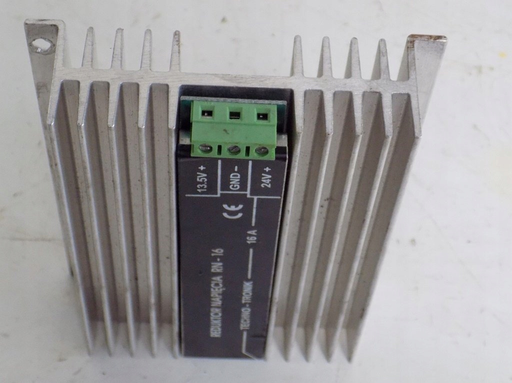 Mercedes 914 6.0 140km 97r редуктор напруги rn-16 Оригінал