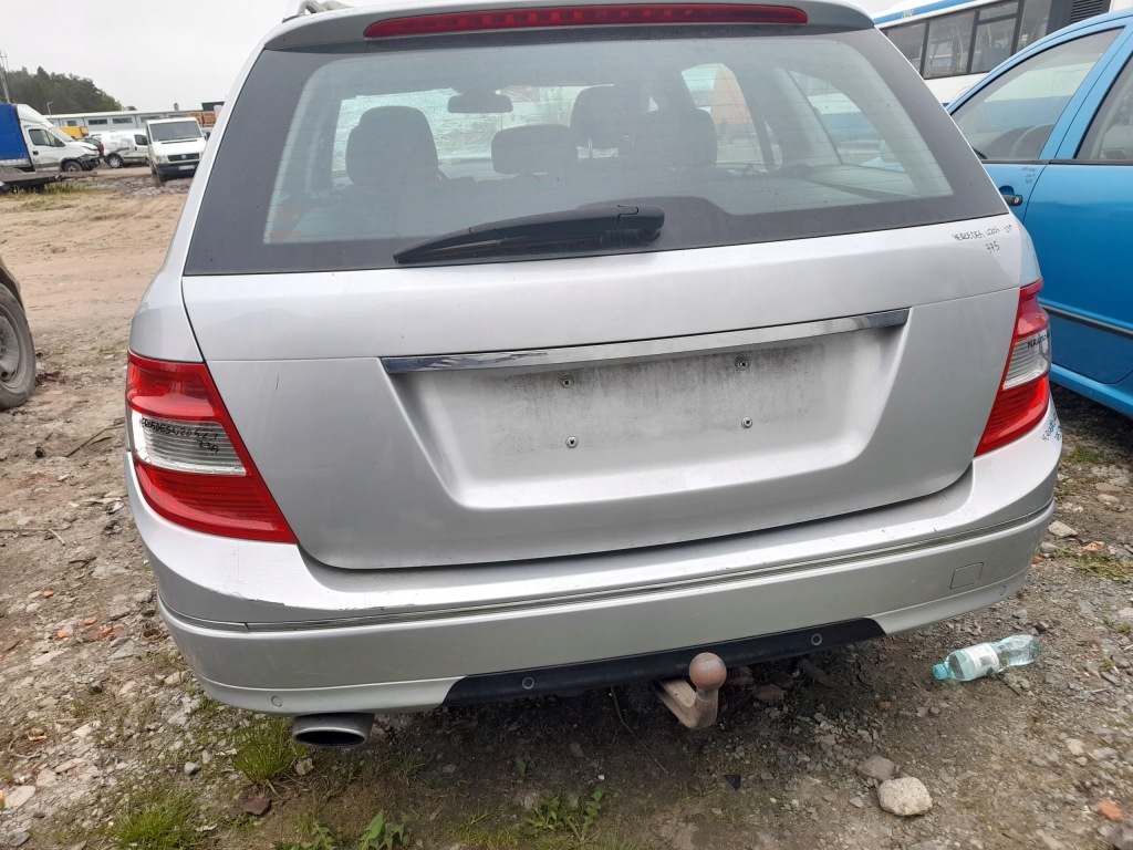 Mercedes c w204 бампер задняя задний задний универсал 775 с Разборки