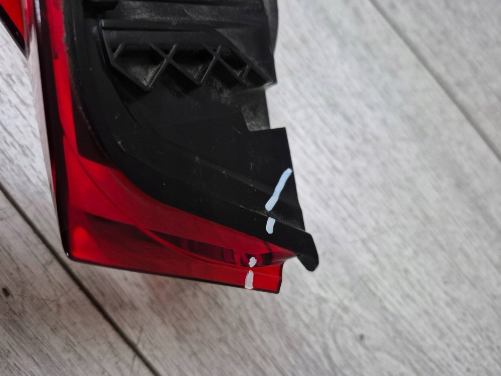 13196. bmw x1 u11 лампа крышка багажника левая h7946535309 Киев