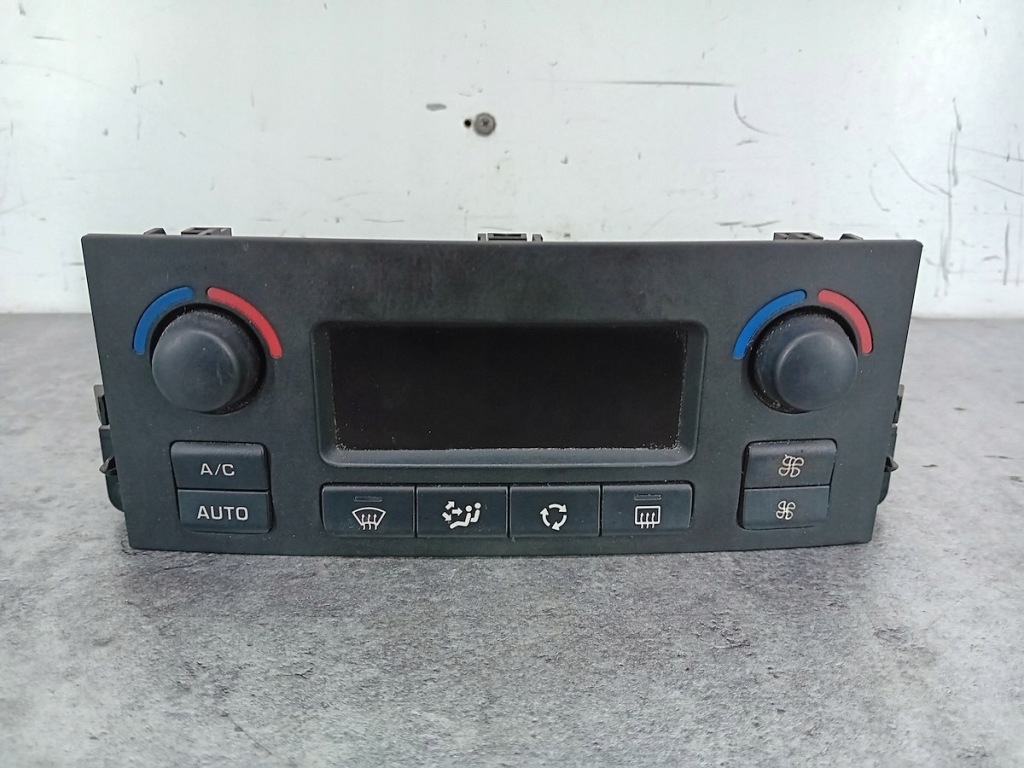 фото №1, Панель обдув peugeot 207 sw 96497866xt-04 69710001