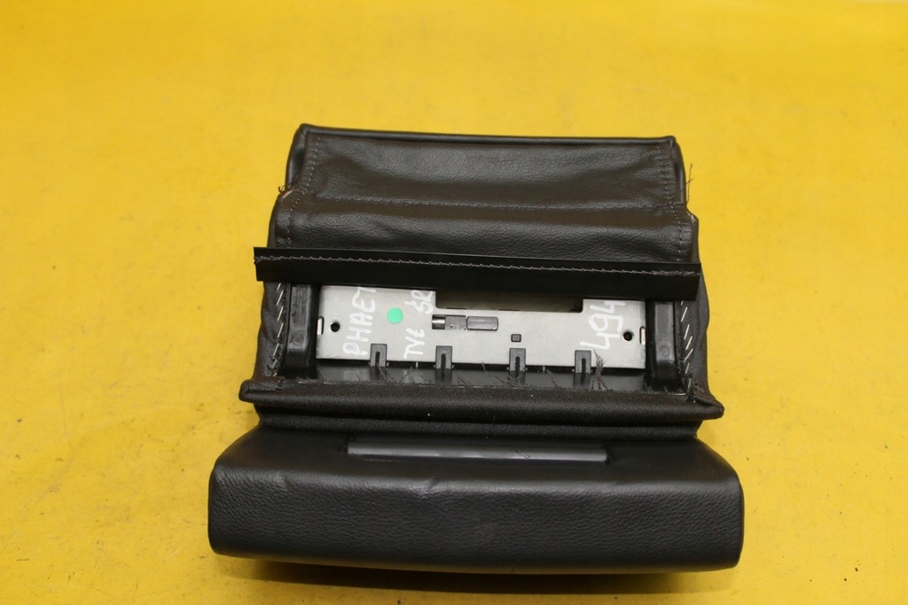 фото №6, Подголовник середина задняя чёрный кожа phaeton