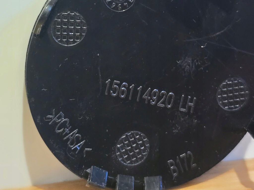 Alfa romeo stelvio заглушка фаркоп бампера перед в Украине