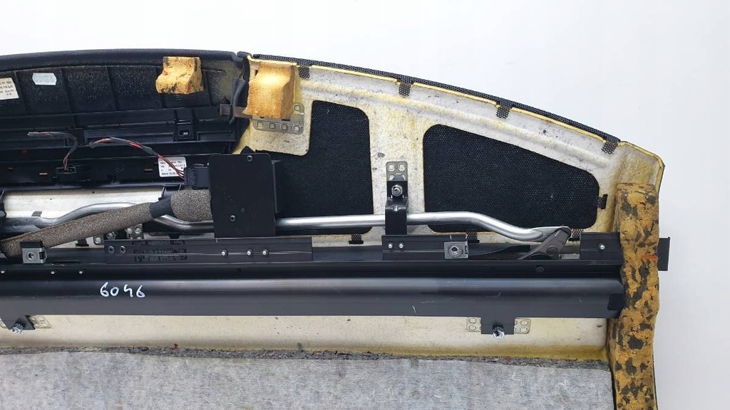 фото №10, Полка задняя задняя шторка vw phaeton 3d5863413eh