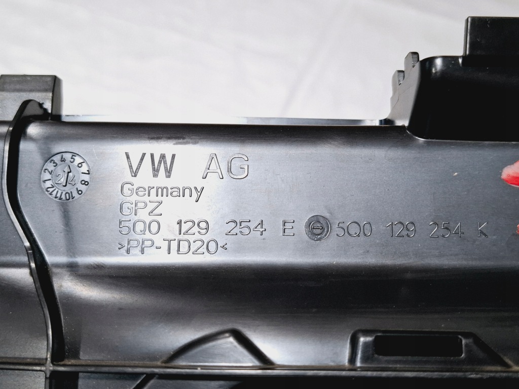 фото №12, Впуск воздуховод воздуха защита поперечина vw t-roc tiguan audi q3 ii 5q0129254k