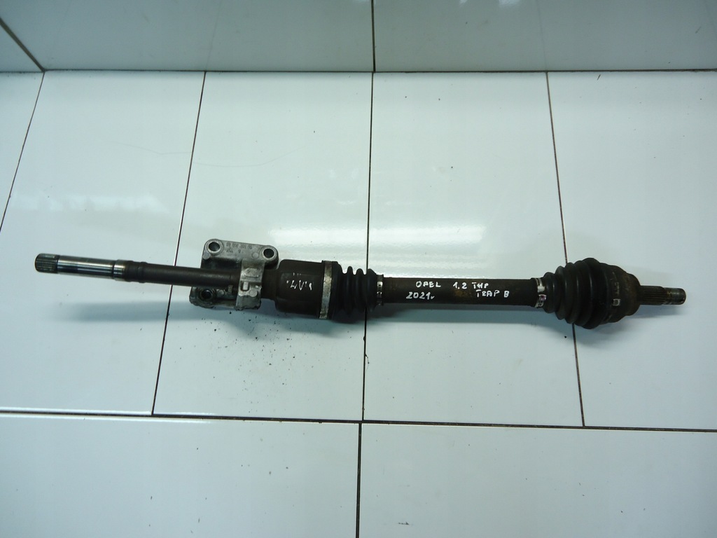 фото №1, Opel corsa f 1.2 thp puretech приводной вал опора 9680276880