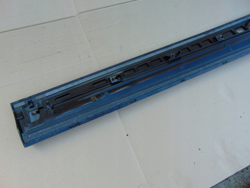 фото №13, Молдинг дверь правый перед audi q2 81a853960b