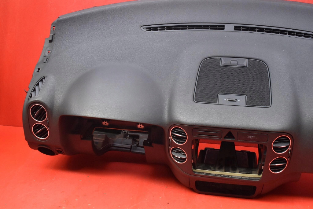 фото №6, Приборная панель приборная консоль приборная панель подушка безопасности eu vw golf 6 vi plus 08-15