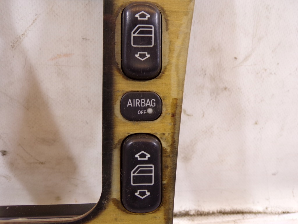 фото №3, Dekor рамка захист домкрата mercedes w210 1