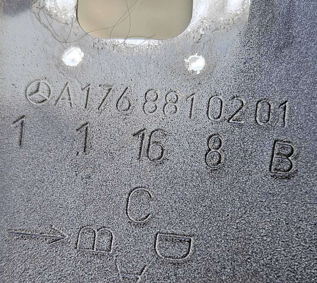 фото №9, Mercedes a-klasa w176 крыло правый a1768810201