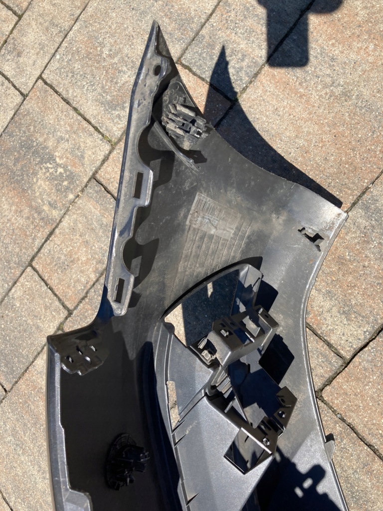 Audi a4 b9 8w рестайлинг  бампер перед передний обычный Доставка