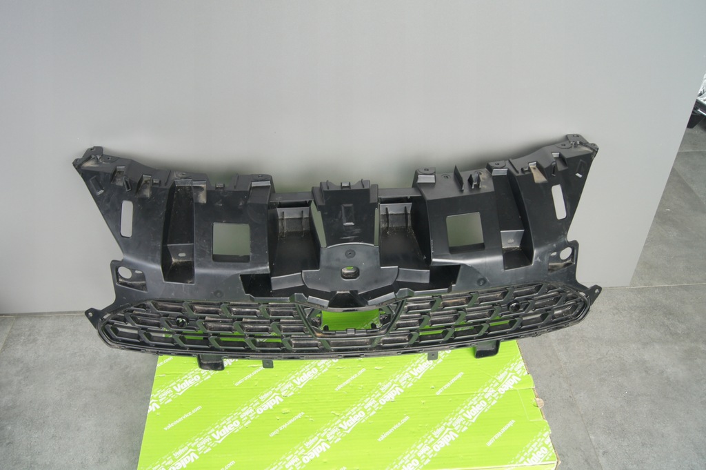 фото №1, Решітка радіатора toyota yaris cross ідеальний стан