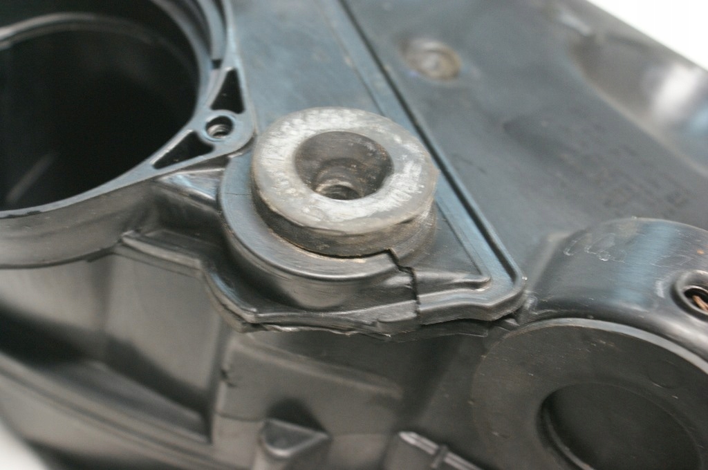 фото №8, Bentley continental gt корпус фильтра 3w0129601g