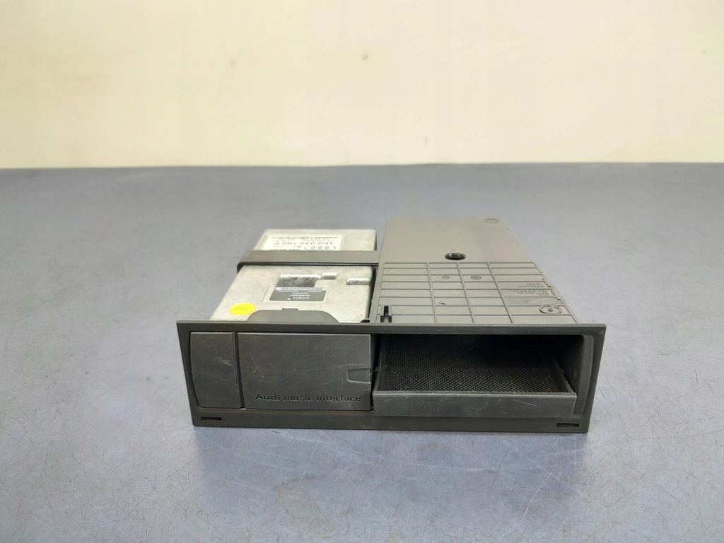 фото №1, Audi a8 d3 lift модуль інтерфейс аудіо mmi