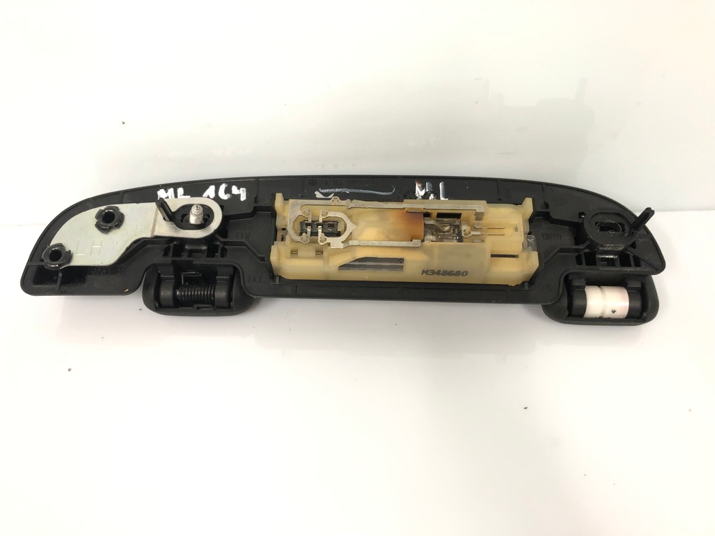 фото №4, Mercedes ml w164 ручка кронштейн стельовий лівий задня