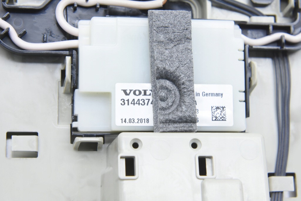 фото №4, Volvo v90 ii лампа стельовий освітлення салону