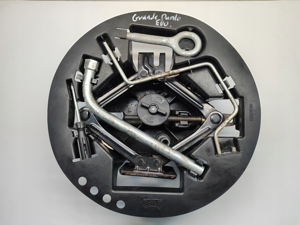 фото №1, Домкрат підйомник болт ключ набір fiat grande punto evo