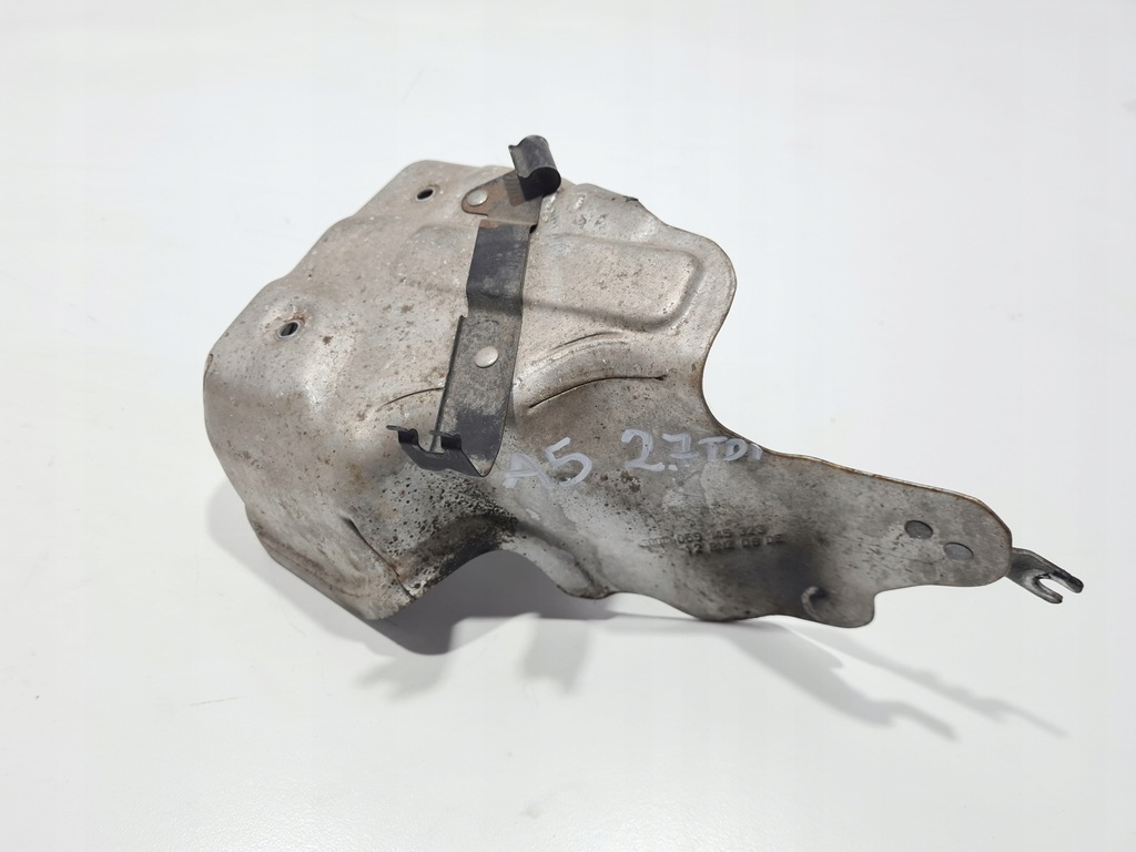 фото №1, Audi a5 8t 2.7 tdi защита тепловая турбины 059145323