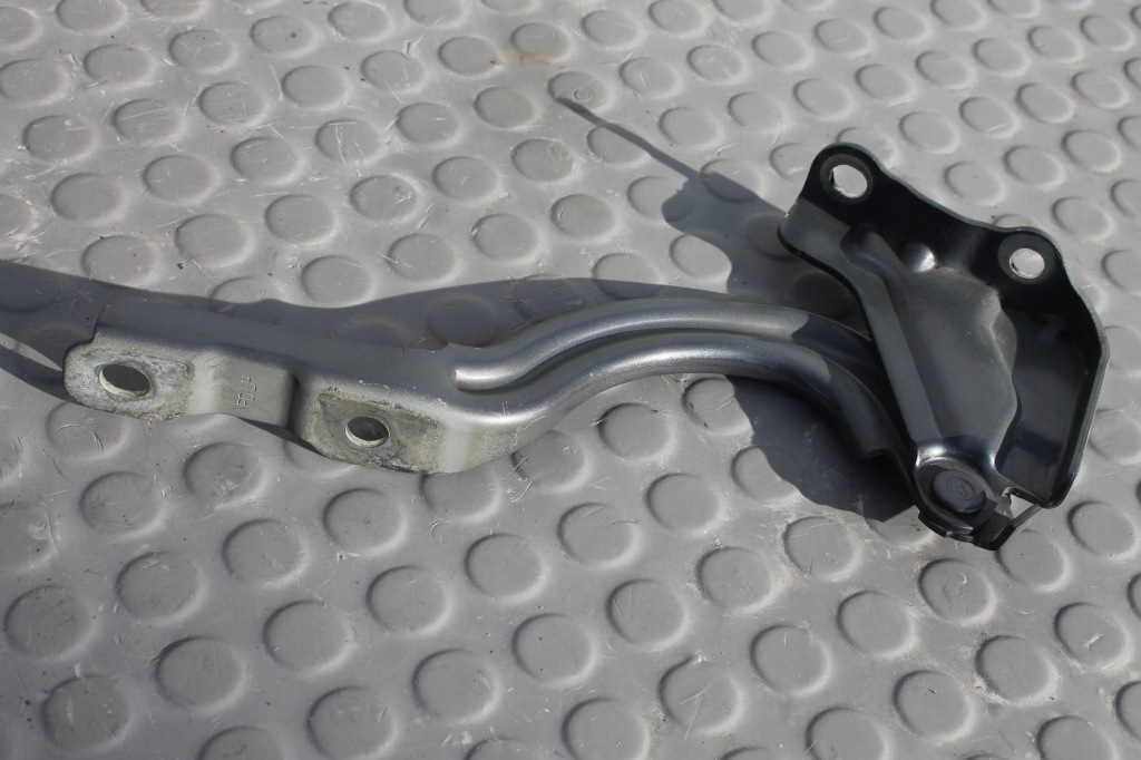 фото №1, Петля капот кришки лівий перед yg7 hyundai i30 iii 17-