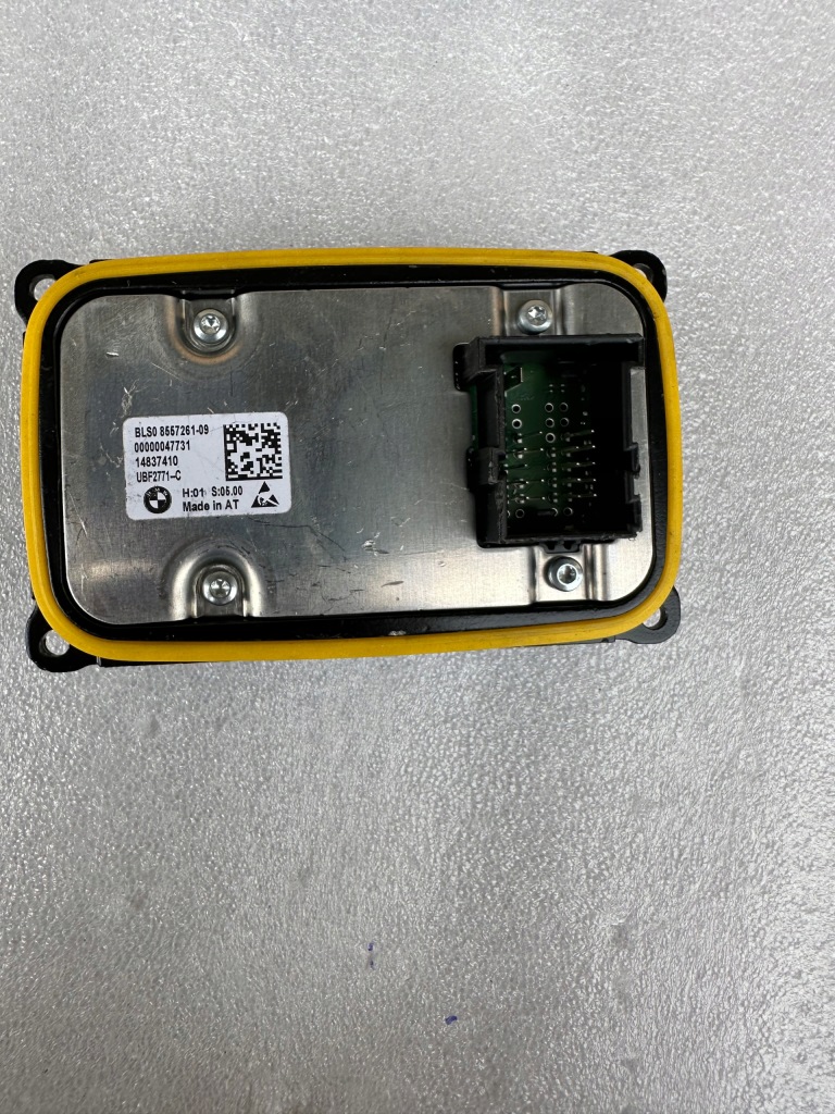 фото №1, Nowa преобразователь модуль света bmw 8557261-09....