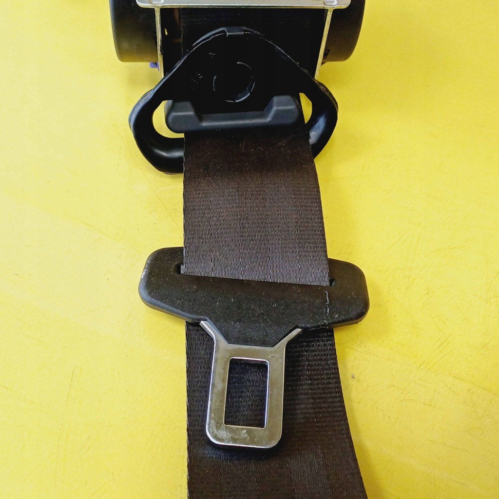 Купить Ремень безопасности левое  перед opel corsa e 13427740 nr242