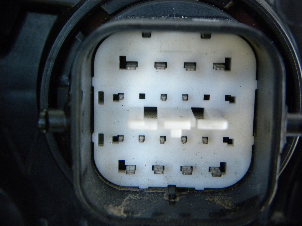 фото №9, Kia ev6,6-ev лампы передние левая -правая full- led,,wzmocnienie