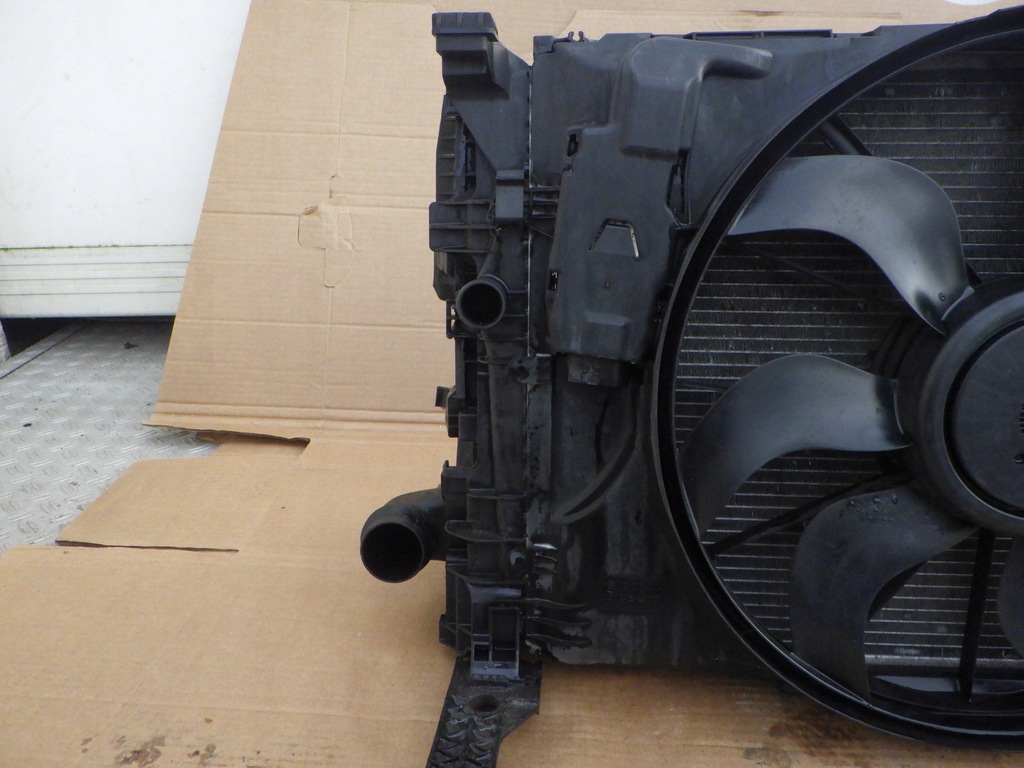 фото №10, Mercedes w246 радіатор перед комплект 2465001203