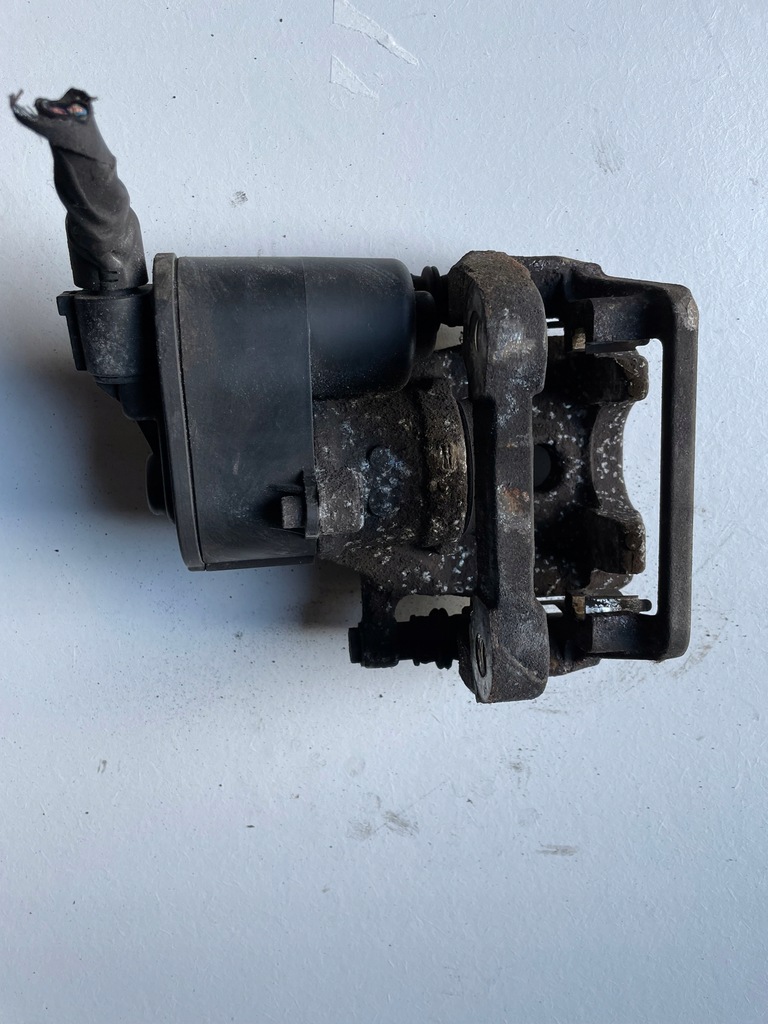 фото №1, Volvo v60 s60 ii xc60 электрический суппорт тормоза левый задняя