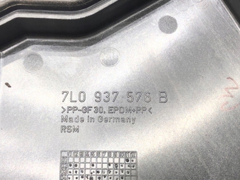 Коробка предохранителей porsche cayenne 7l0010338a 7l0937576b suv 02-10 Недорого