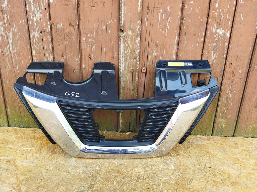 фото №1, Nissan x-trail lift 2017- решётка радиатора решётка радиатора g52