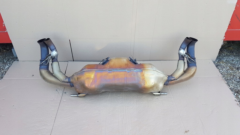фото №7, Гаситель выхлоп конечный audi r8 4s0 15- демонтаж