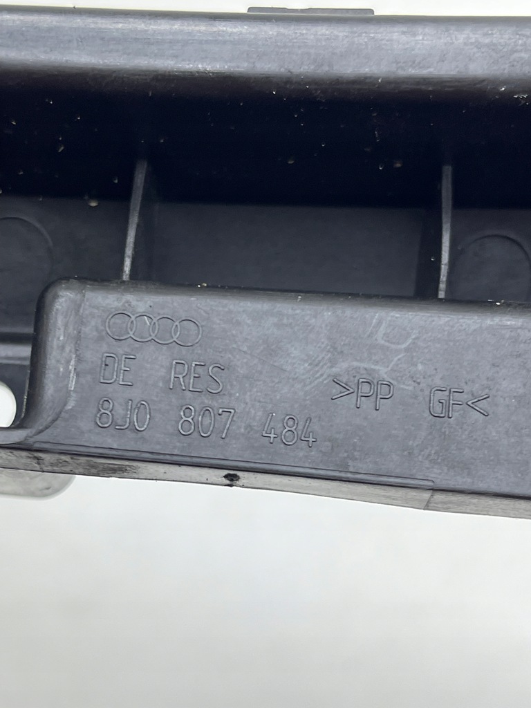 фото №9, Audi tt 8j 2.0 tfsi направляющая бампера правый задняя