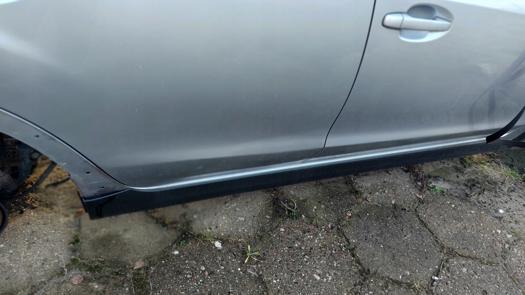 фото №1, Молдинг поріг права subaru xv 2012 - 2017