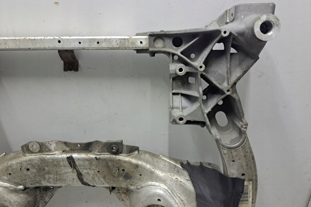 фото №7, Підрамник передні bmw 5 f10 6796693 2012